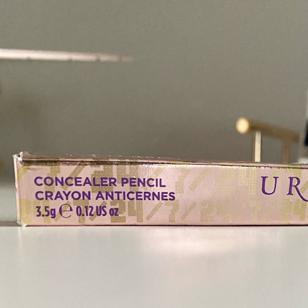 NWBox Urban Decay Concealer Pencil - Picture 4 of 4
